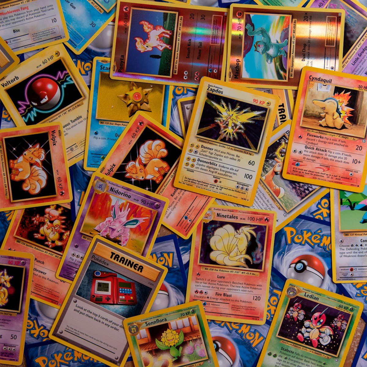 photo-1613771404784-3a5686aa2be3 Pokémon Charizard Holo Base Set PSA 7 - Image 1